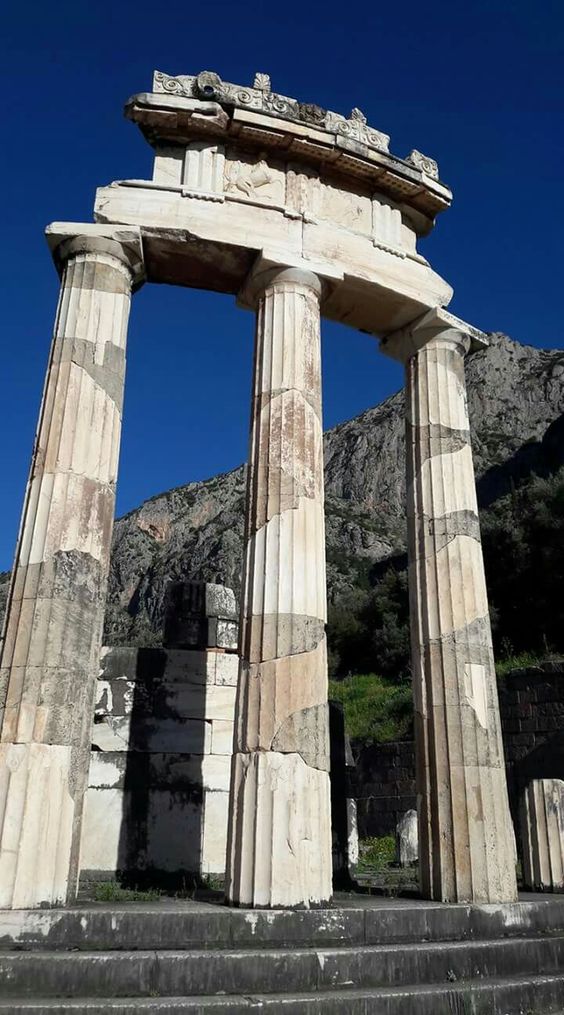 Delphi, Temple of Athena Pronaia, the Tholos